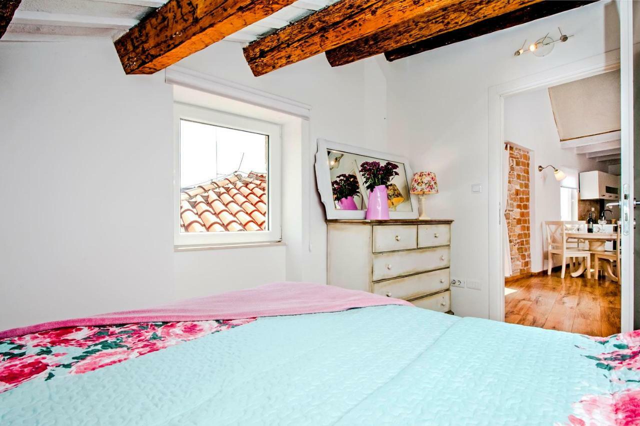 Apartment Casa Alek Ρόβινι Εξωτερικό φωτογραφία